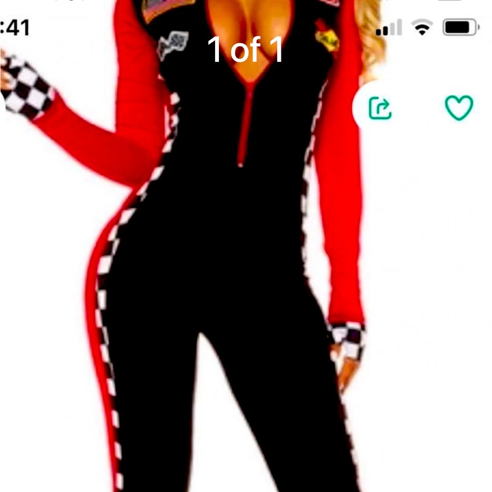 Will fit small or medium. Costume